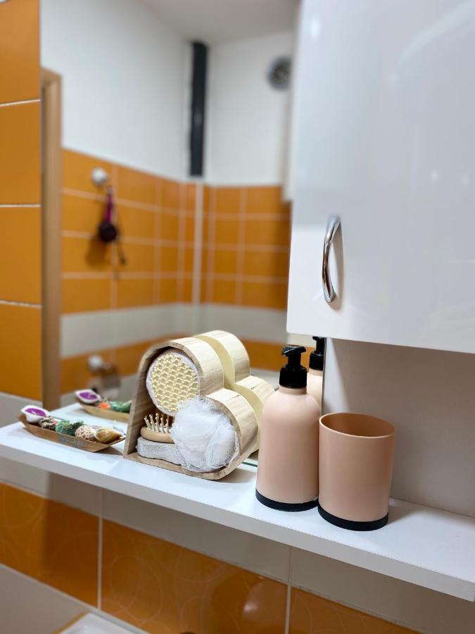 Appartement Lilyy à Leskovac  Extérieur photo