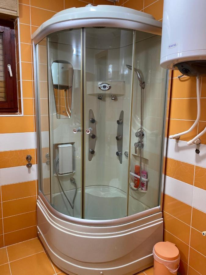 Appartement Lilyy à Leskovac  Extérieur photo