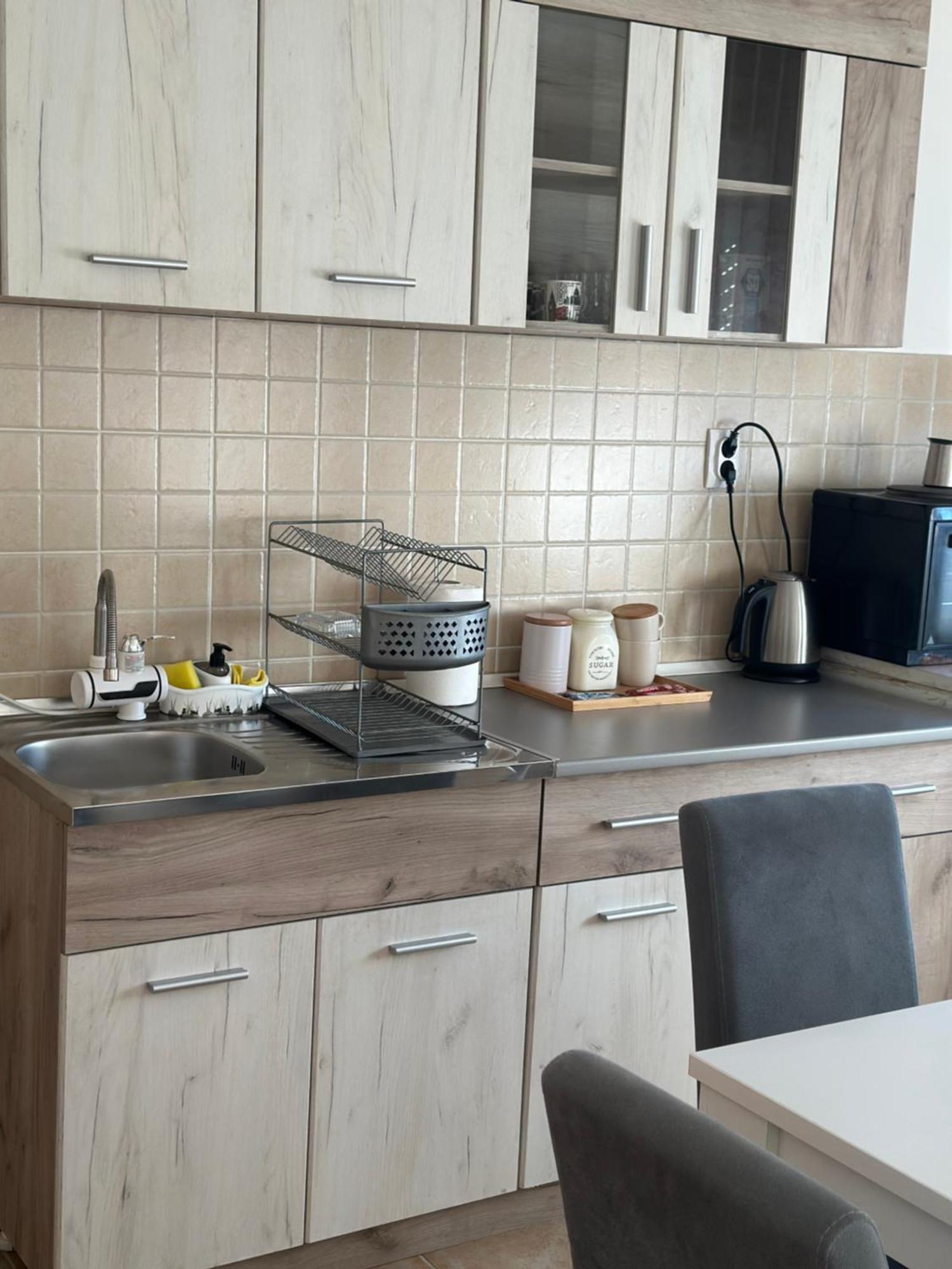Appartement Lilyy à Leskovac  Extérieur photo